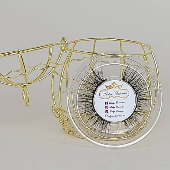 💄 - Picture 7 of 16